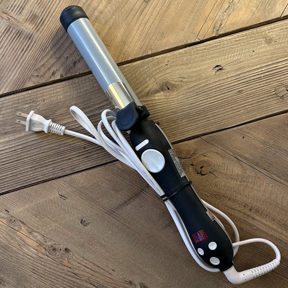 Beachwaver S1.25 Rotating Curling Iron 1.25" Black & Gray